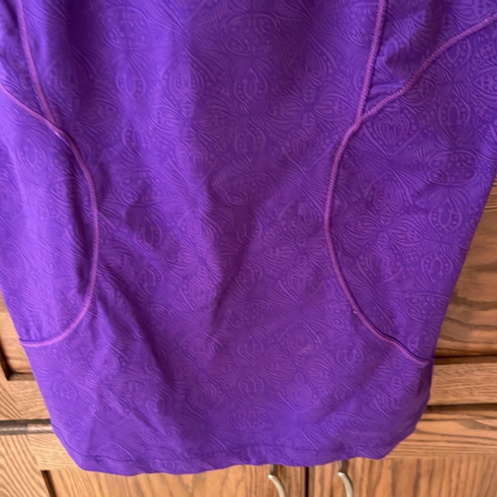 Athleta Key Hole Built In Bra Athletic Top EUC XL - Picture 4 of 13